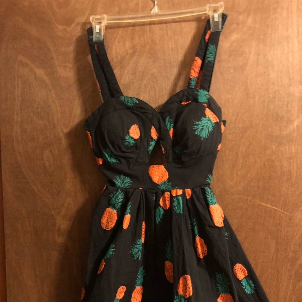 Pineapple Mini Dreas - Picture 2 of 3